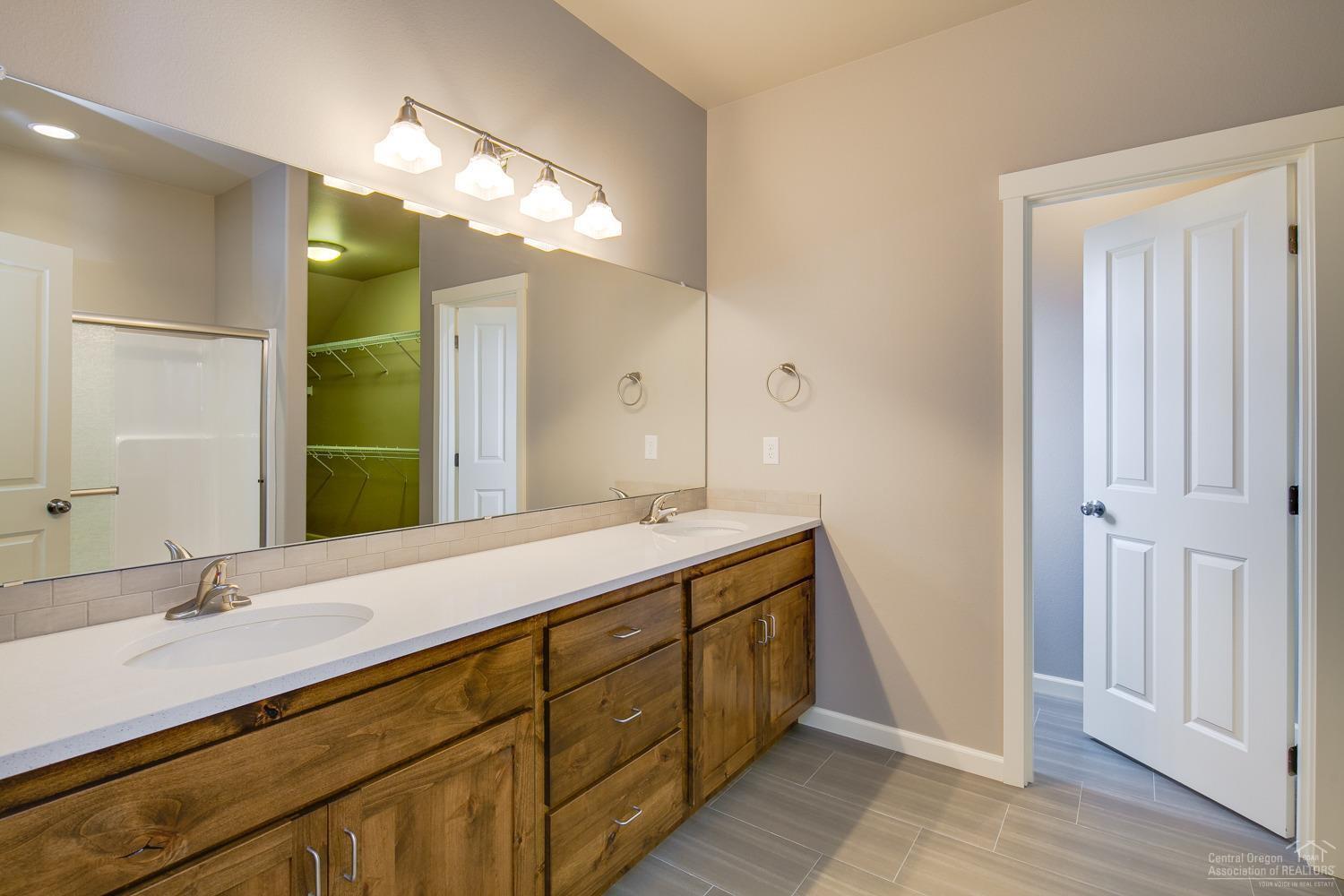 Fieldstone Crossing - Residential