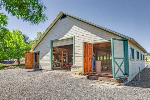 Tiny photo for 3939 Tami Lane, Central Point, OR 97502 (MLS # 220223389)