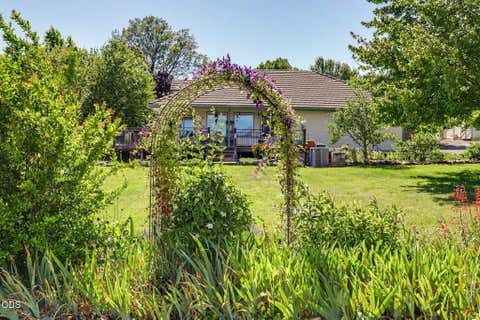 Tiny photo for 3939 Tami Lane, Central Point, OR 97502 (MLS # 220223389)