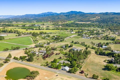 Tiny photo for 3939 Tami Lane, Central Point, OR 97502 (MLS # 220223389)