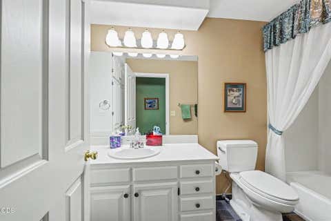 Tiny photo for 3939 Tami Lane, Central Point, OR 97502 (MLS # 220223389)