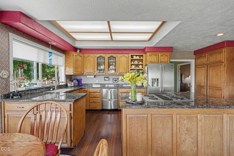 Tiny photo for 3939 Tami Lane, Central Point, OR 97502 (MLS # 220223389)
