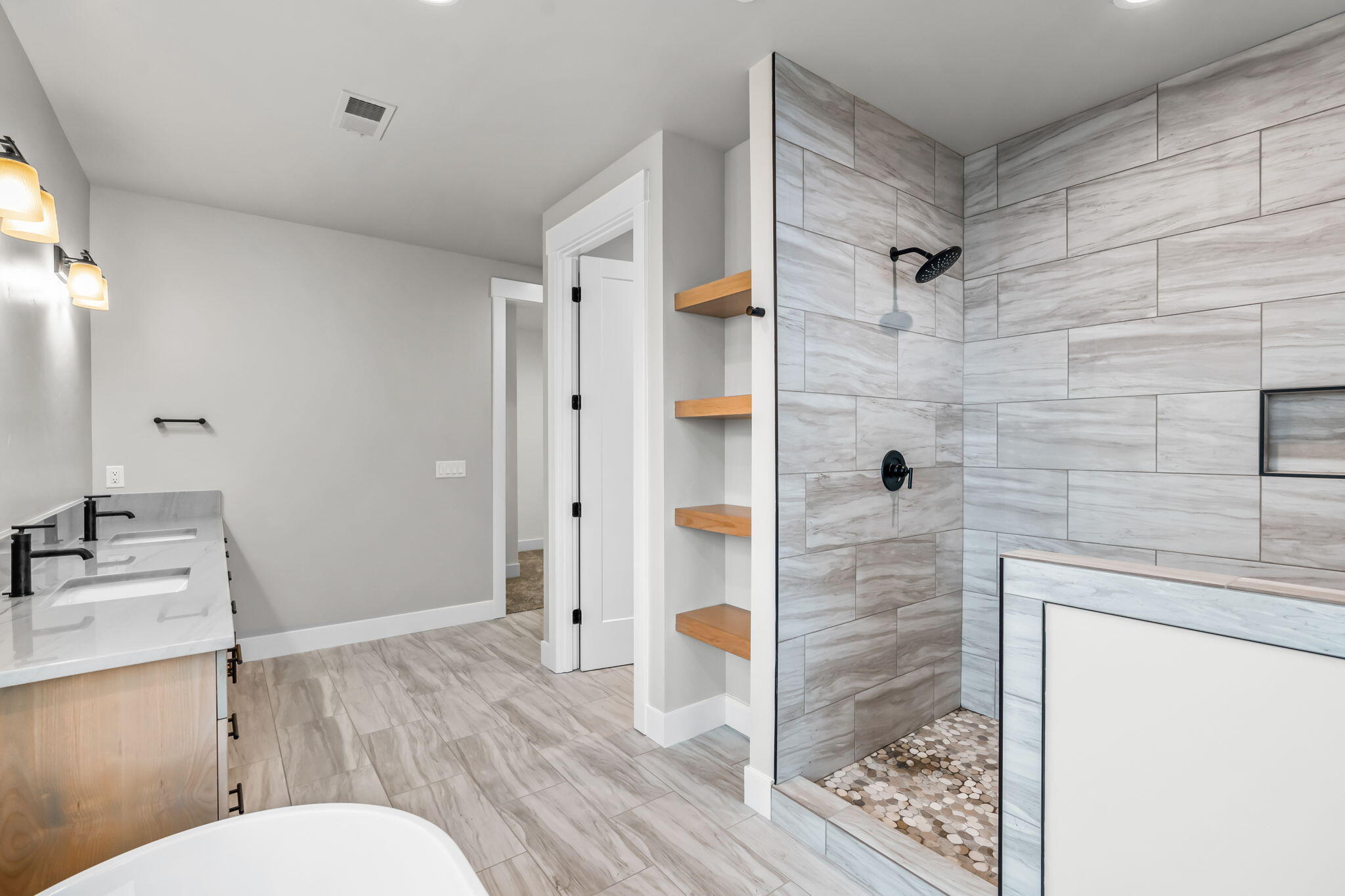 Redtail Ridge - Residential