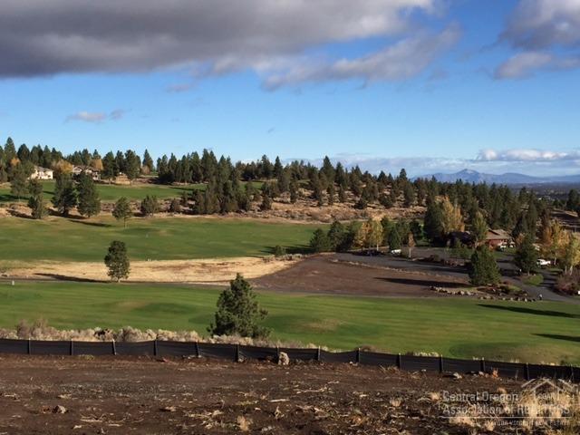 Compass Corner - Land