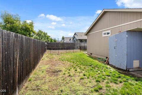 Tiny photo for 3929 Connor Drive, White City, OR 97503 (MLS # 220223101)