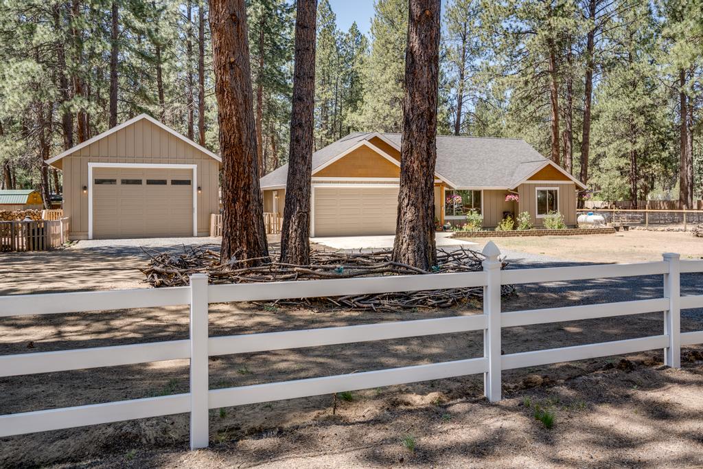 Deschutes RiverWoods - Residential