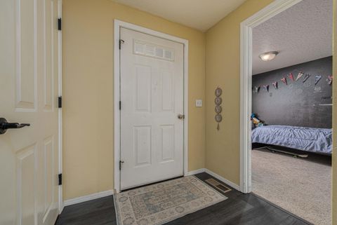 Tiny photo for 16465 Riley Drive, La Pine, OR 97739 (MLS # 220217379)