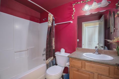 Tiny photo for 16465 Riley Drive, La Pine, OR 97739 (MLS # 220217379)