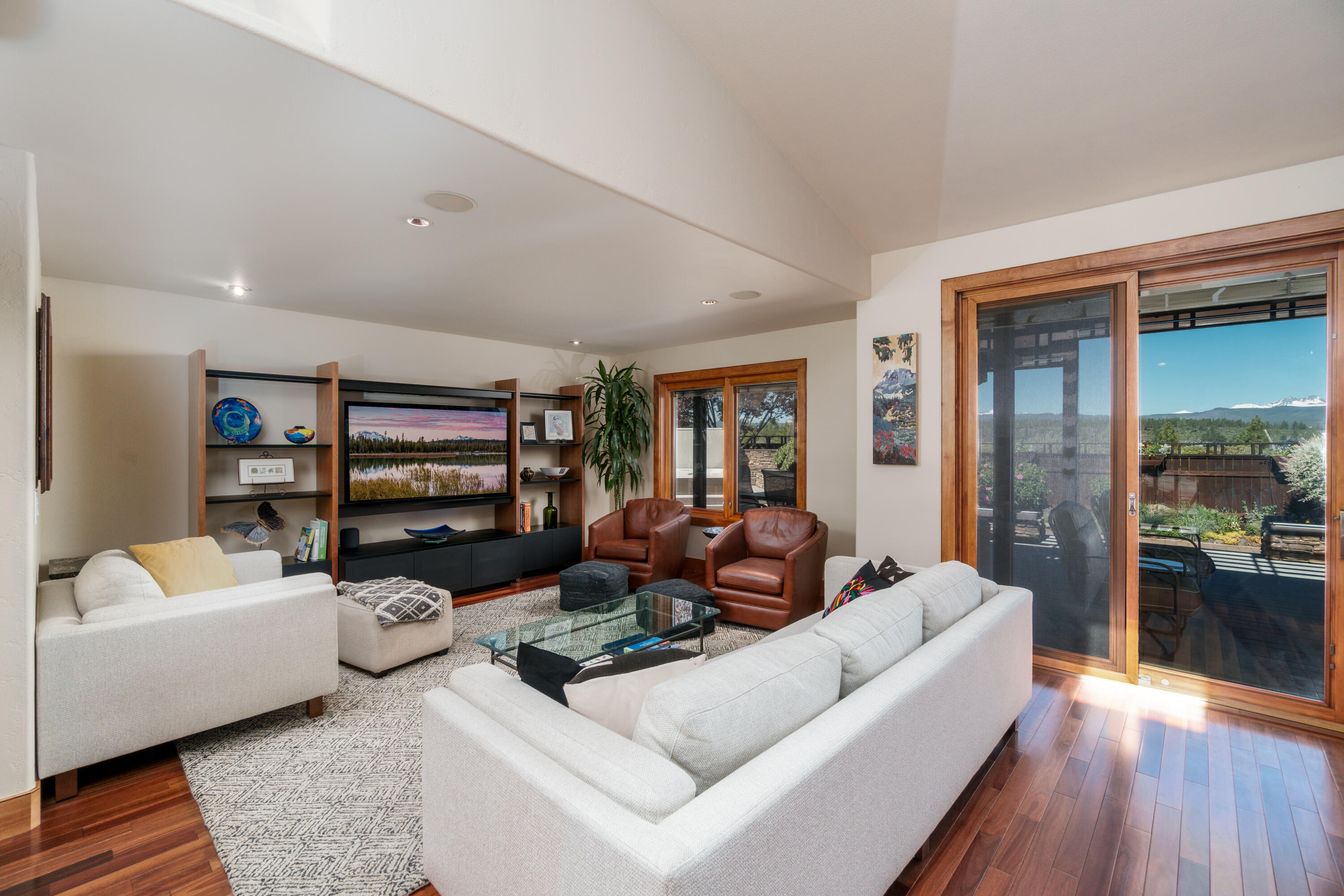 1st On The Hillsites - Residential