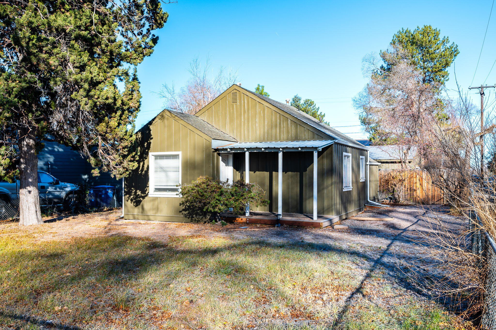 374 NE Kearney Avenue