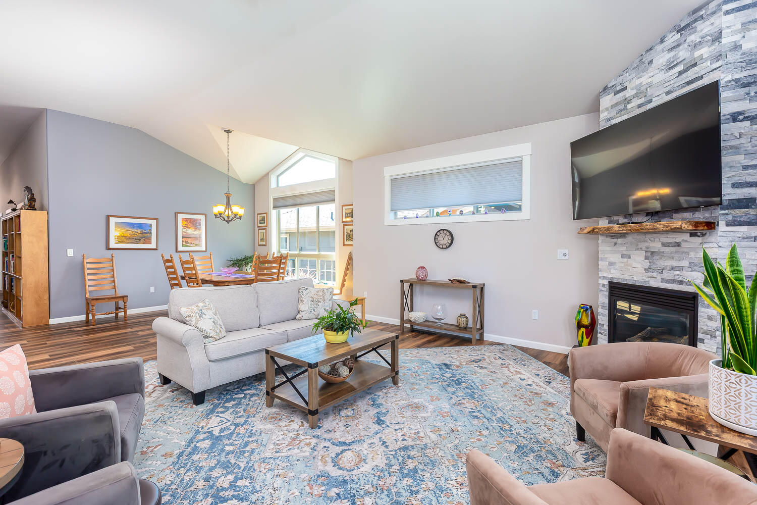 Ridge At Eagle Crest - Residential