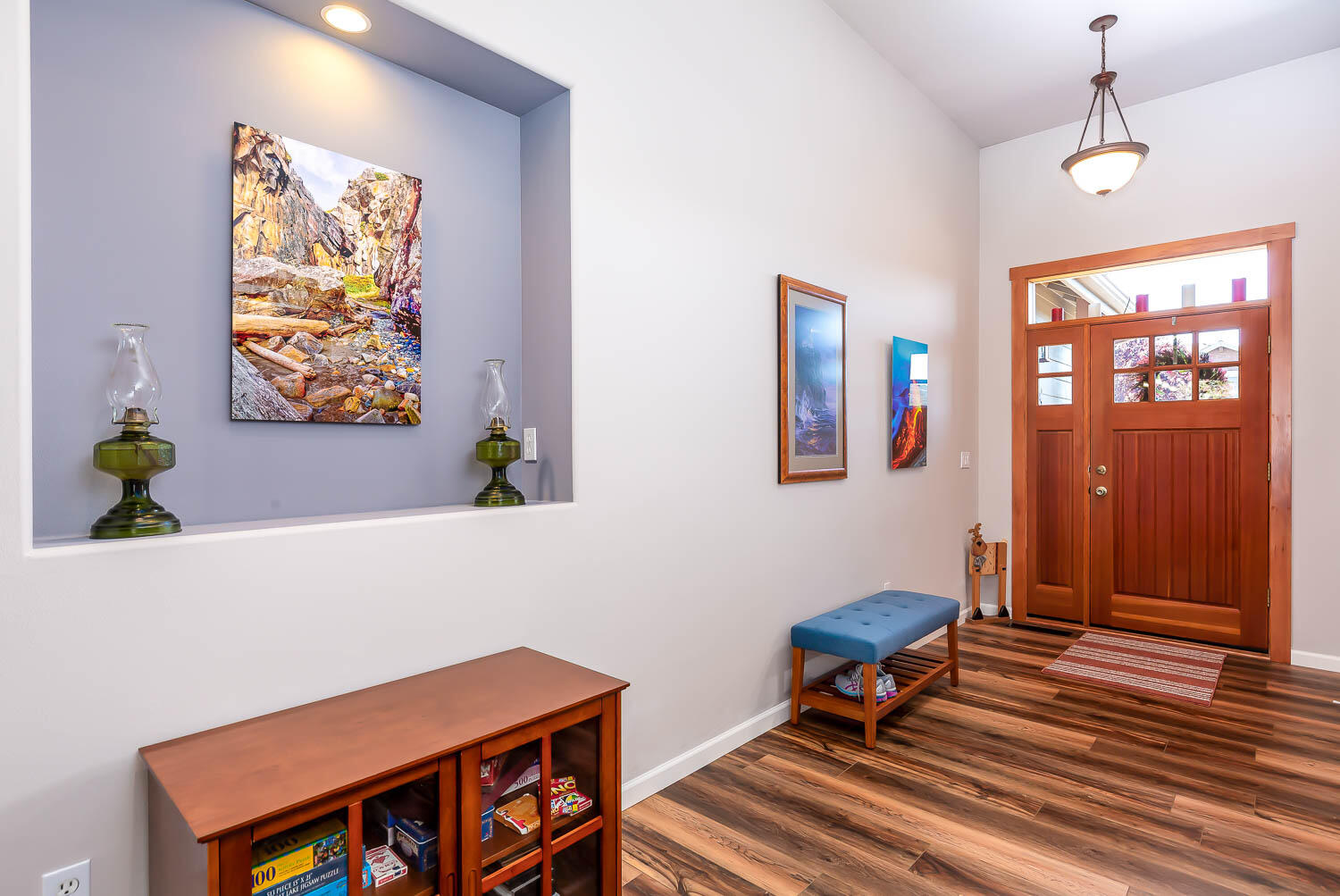 8413 forest ridge Loop