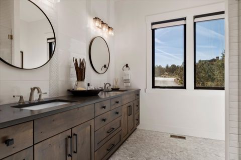 Tiny photo for 16693 SW Starview Drive, Powell Butte, OR 97753 (MLS # 220217215)