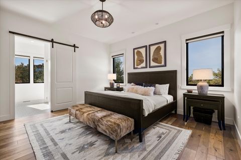 Tiny photo for 16693 SW Starview Drive, Powell Butte, OR 97753 (MLS # 220217215)