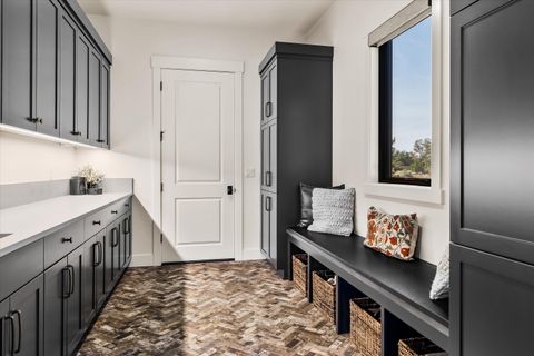 Tiny photo for 16693 SW Starview Drive, Powell Butte, OR 97753 (MLS # 220217215)