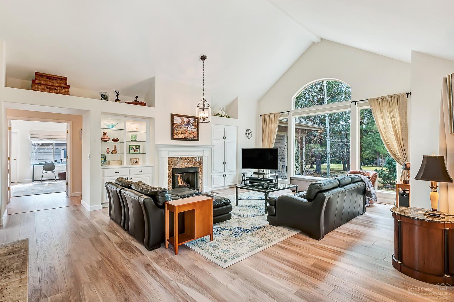 Awbrey Glen - Residential