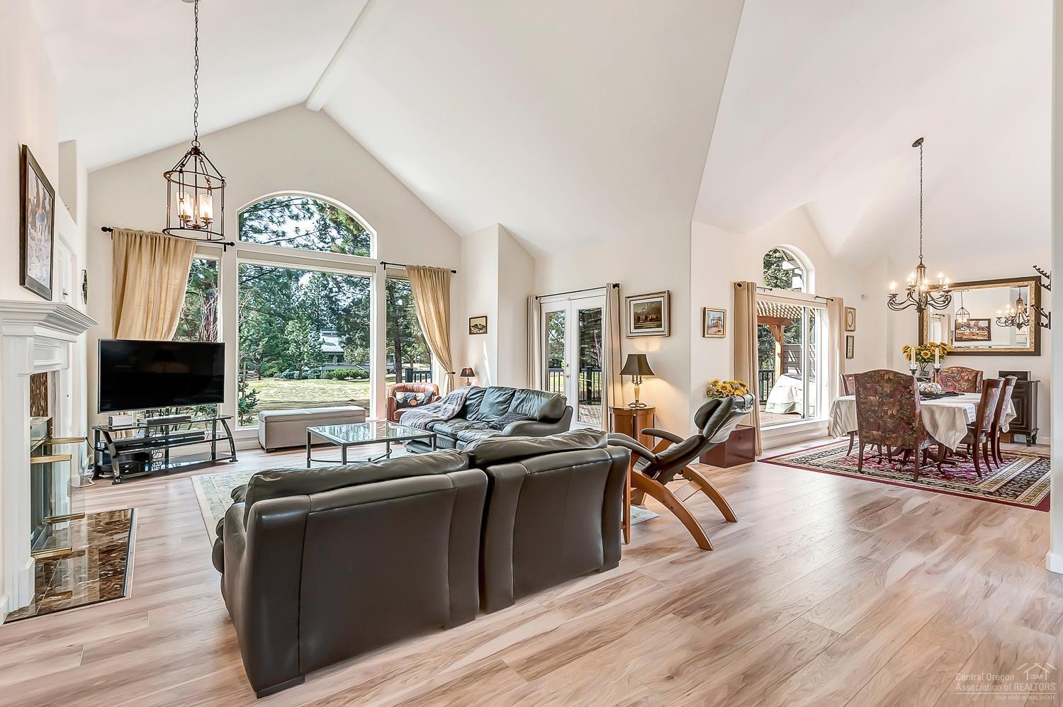 Awbrey Glen - Residential