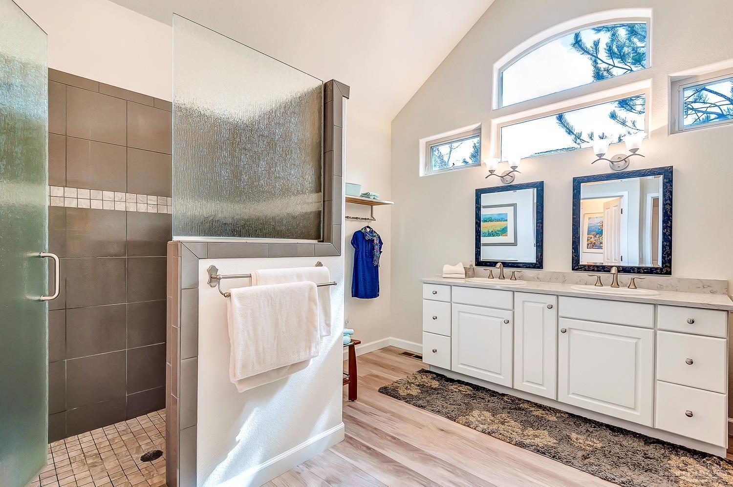 Awbrey Glen - Residential