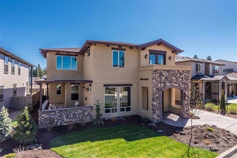 River Rim - Residential