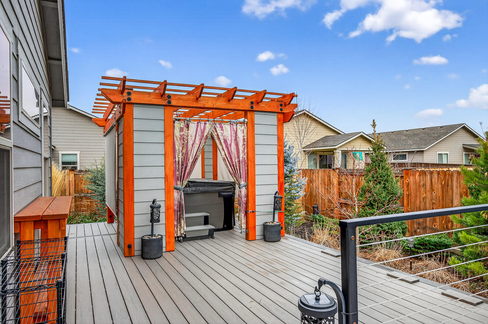 27 Elm - Residential