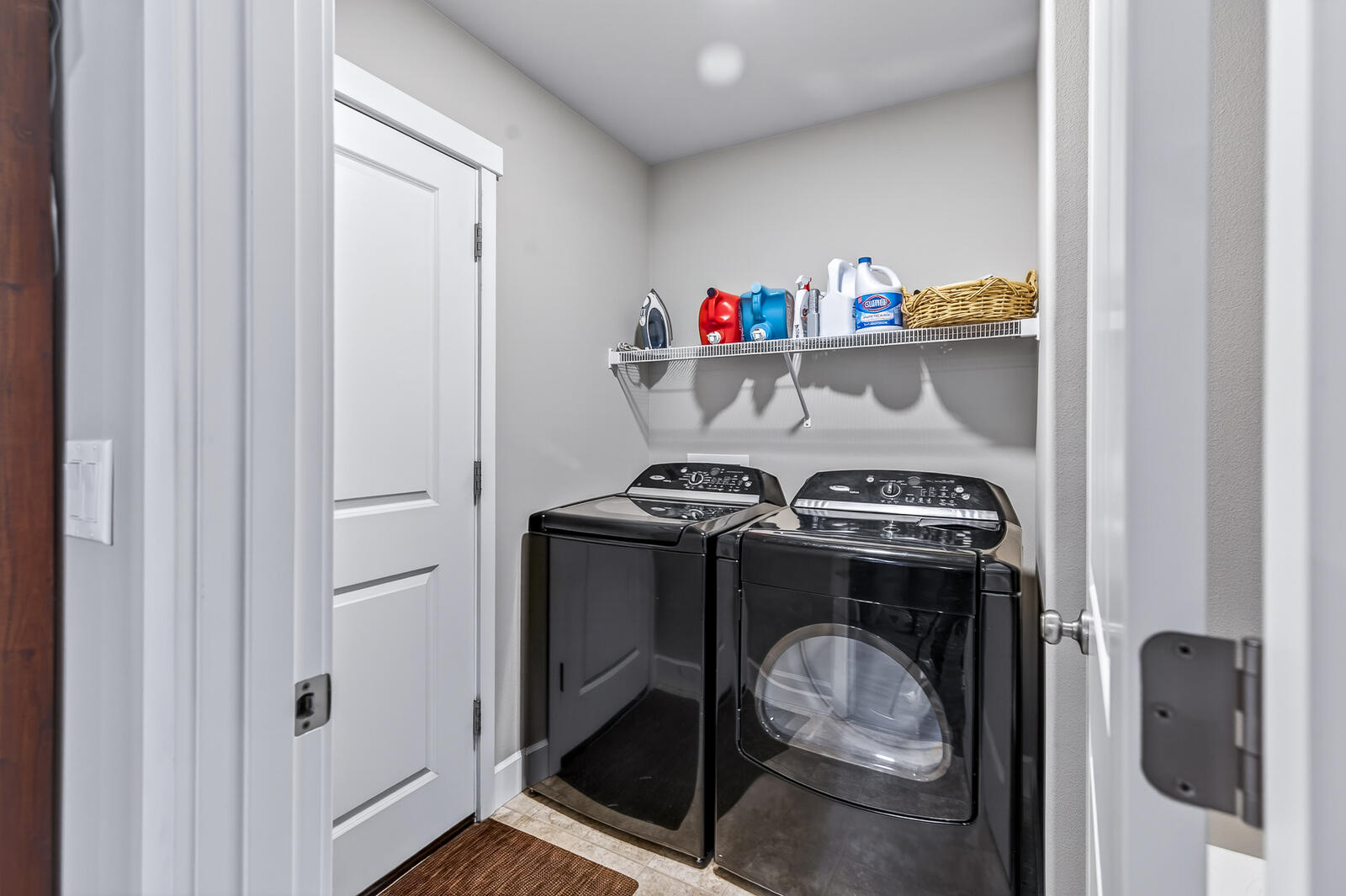 27 Elm - Residential