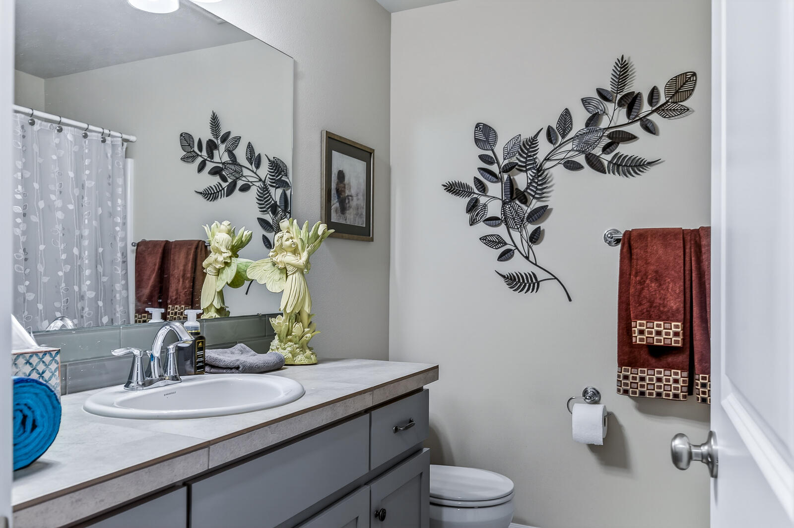 27 Elm - Residential