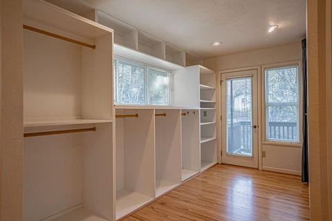 Tiny photo for 645 Glenwood Drive, Ashland, OR 97520 (MLS # 220213390)