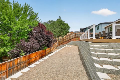 Tiny photo for 327 Arrowhead Trail, Eagle Point, OR 97524 (MLS # 220224210)