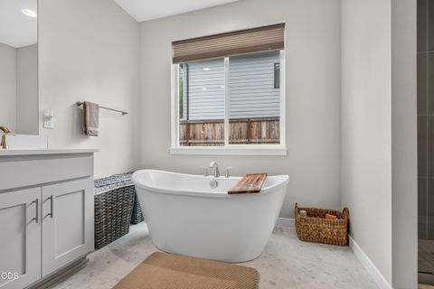 Tiny photo for 327 Arrowhead Trail, Eagle Point, OR 97524 (MLS # 220224210)