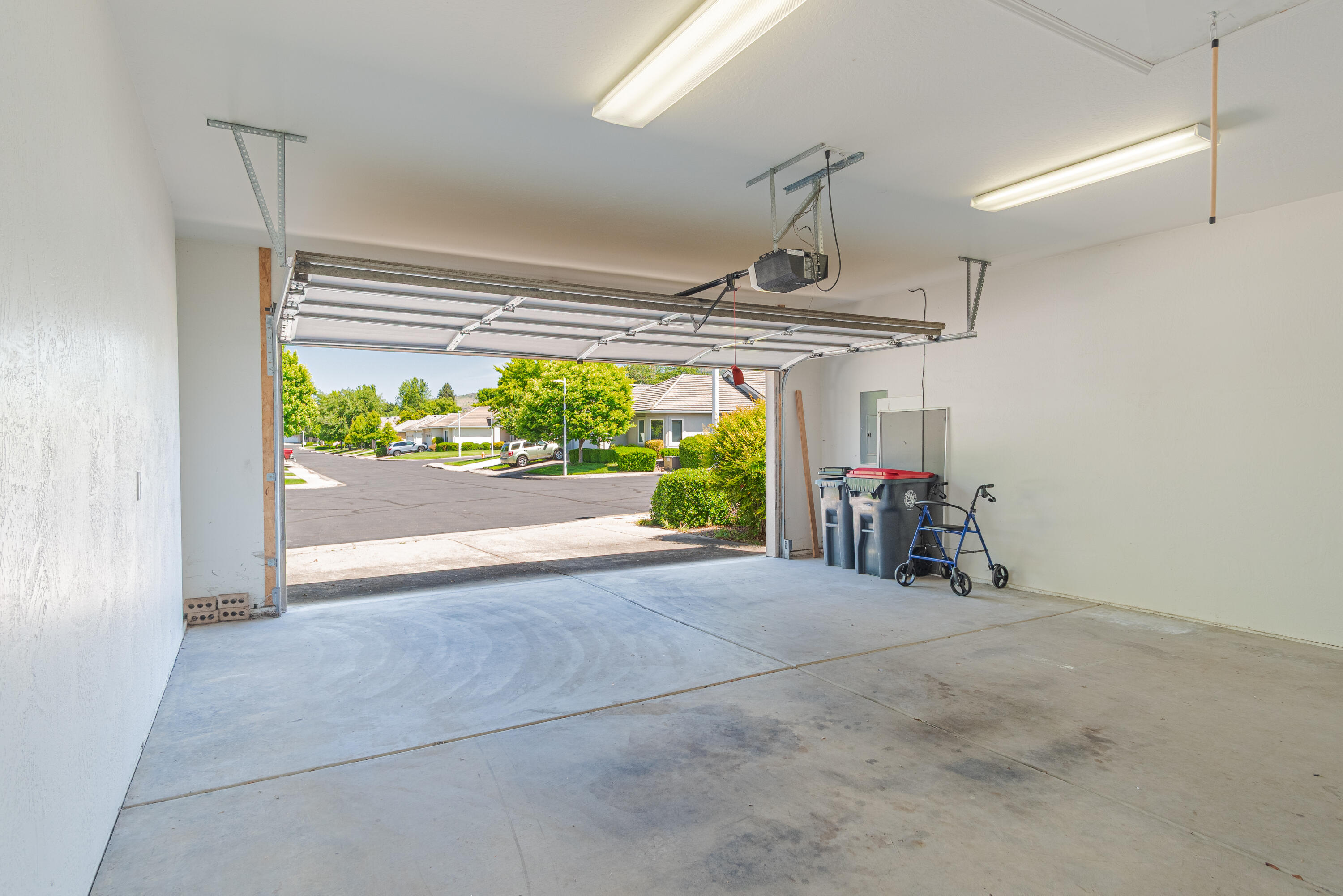 768 Fernwood Drive