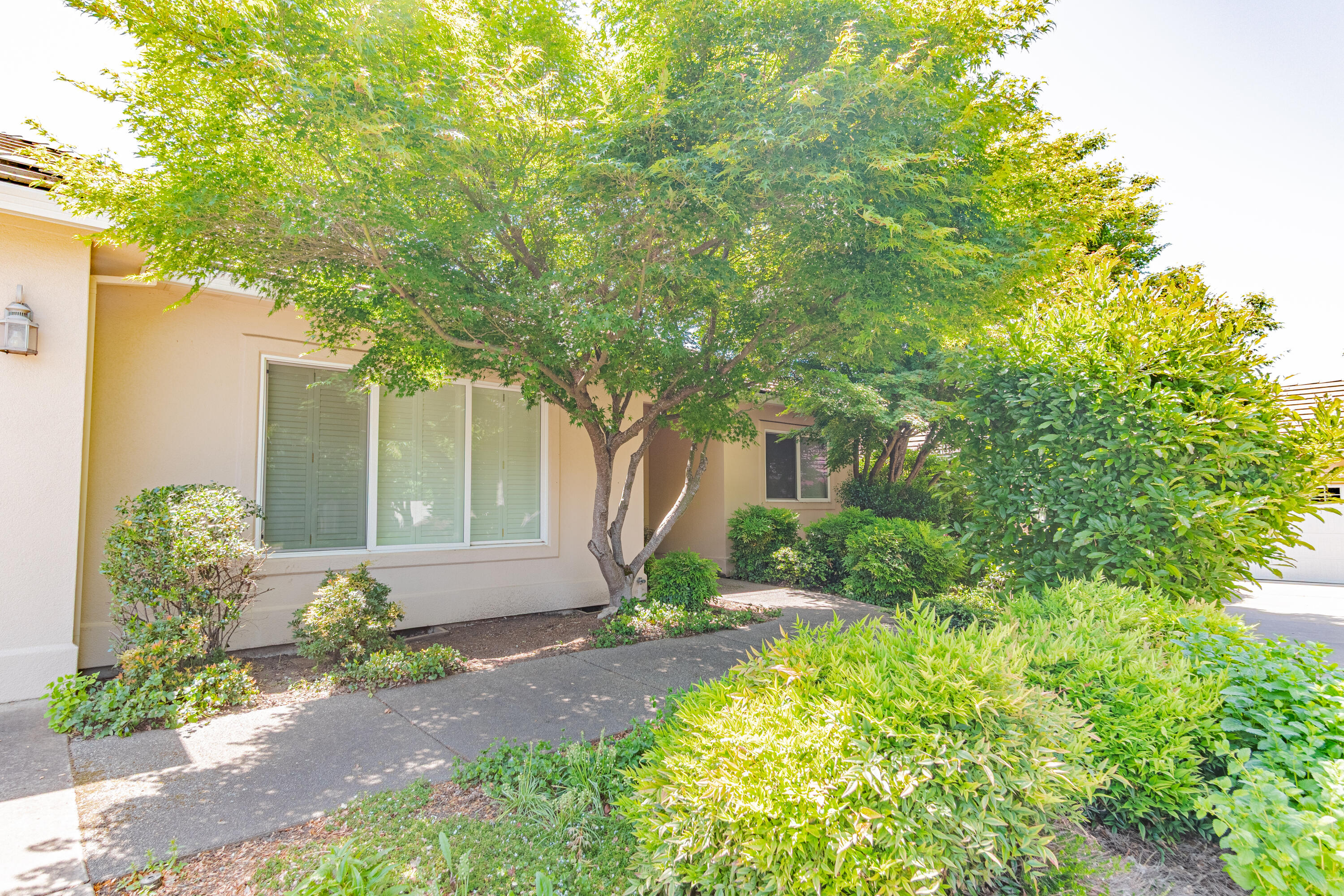 768 Fernwood Drive
