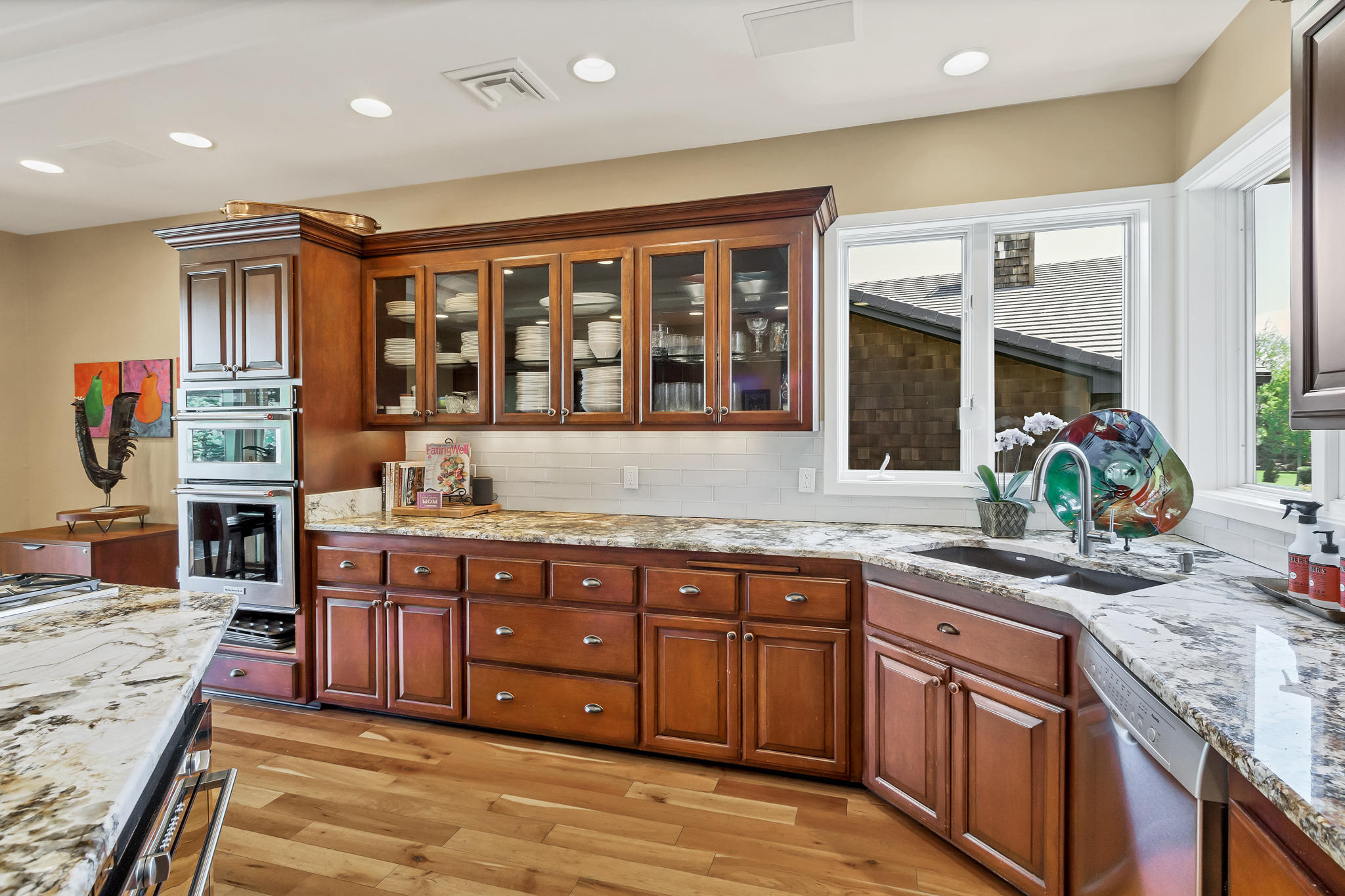 Broken Top - Residential