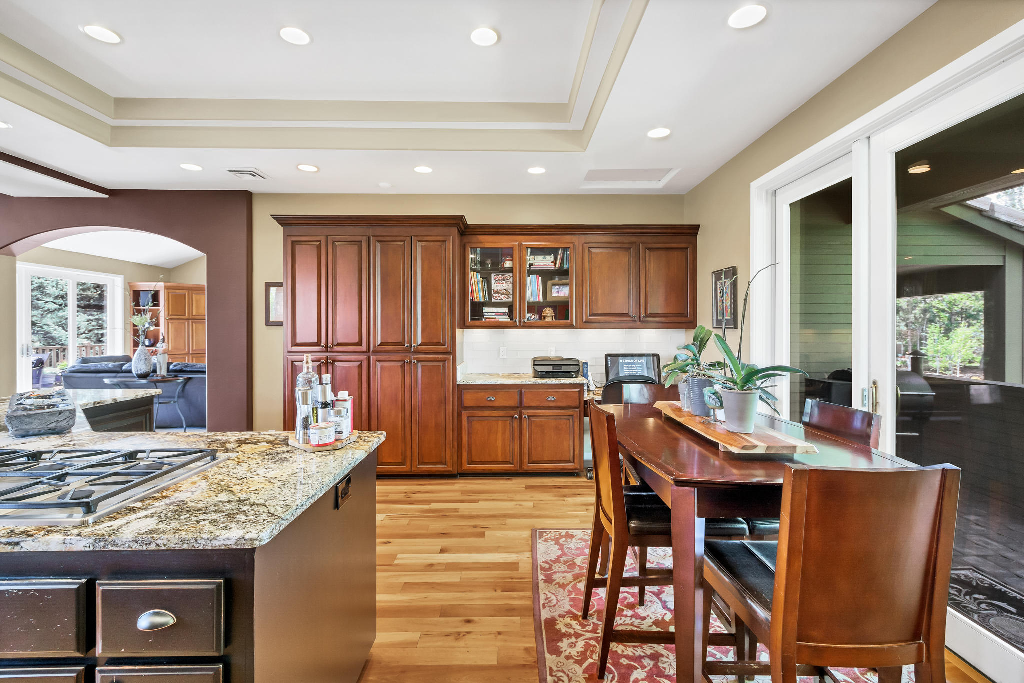 Broken Top - Residential