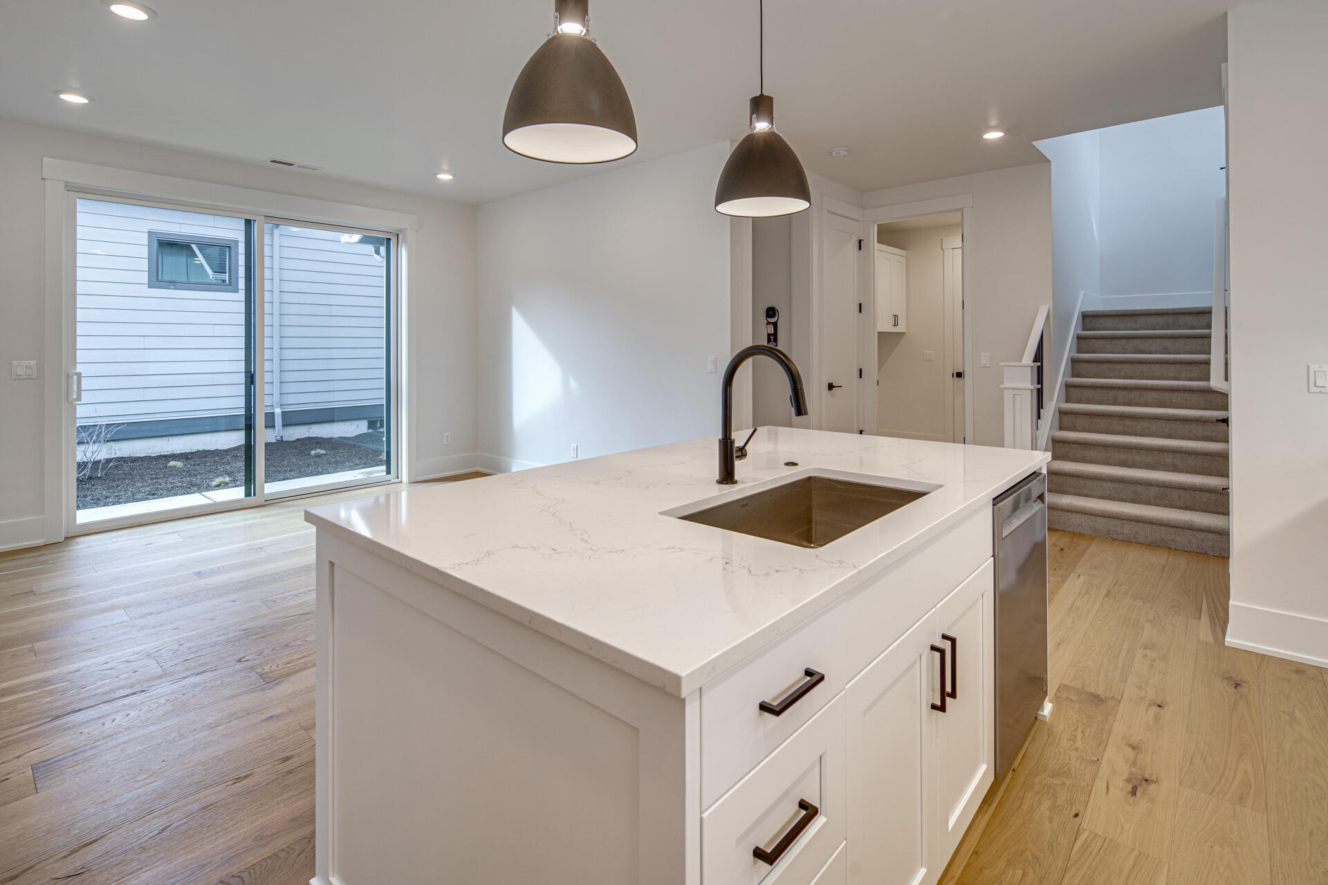 Skyline West - Residential