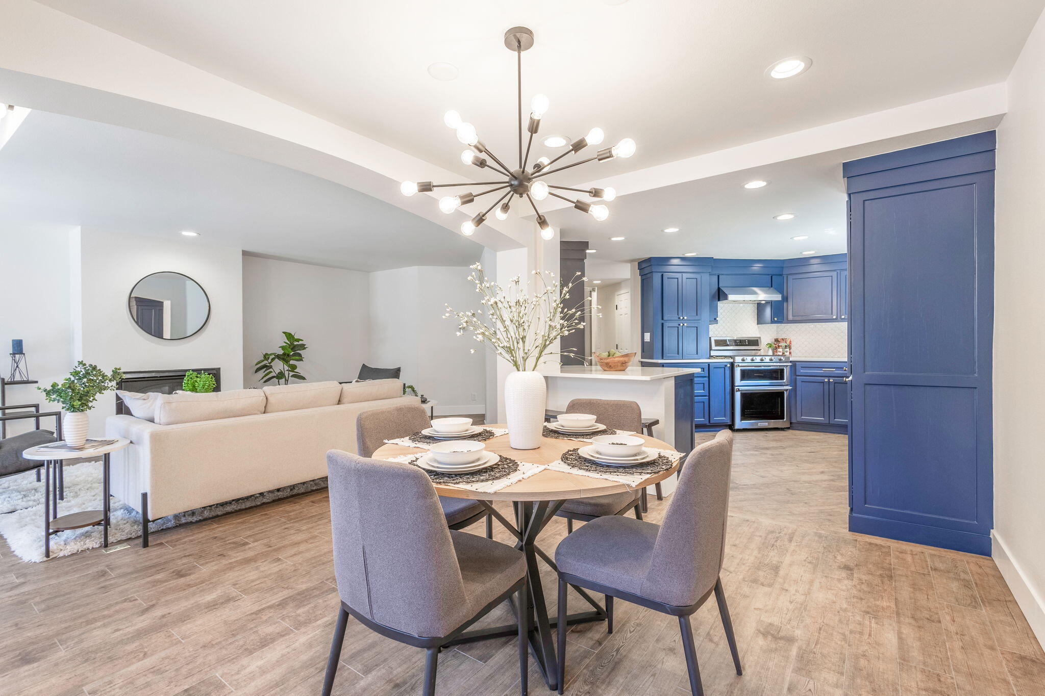 Bend, Oregon 97703, United States, 2 Bedrooms Bedrooms, ,2 BathroomsBathrooms,Residential,Active,149913