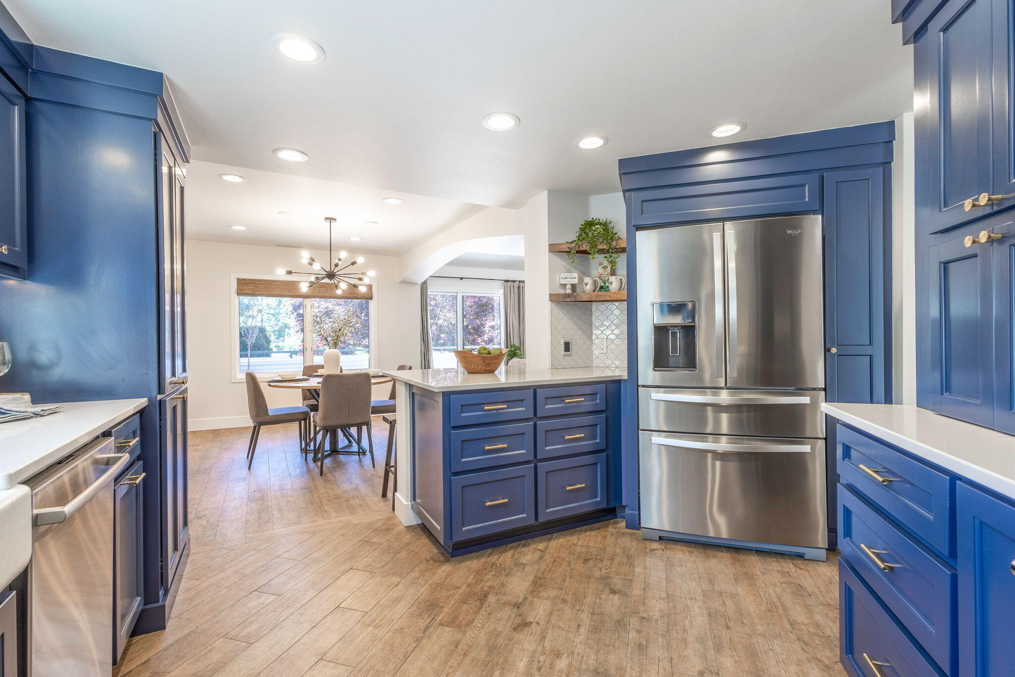 Bend, Oregon 97703, United States, 2 Bedrooms Bedrooms, ,2 BathroomsBathrooms,Residential,Active,149913