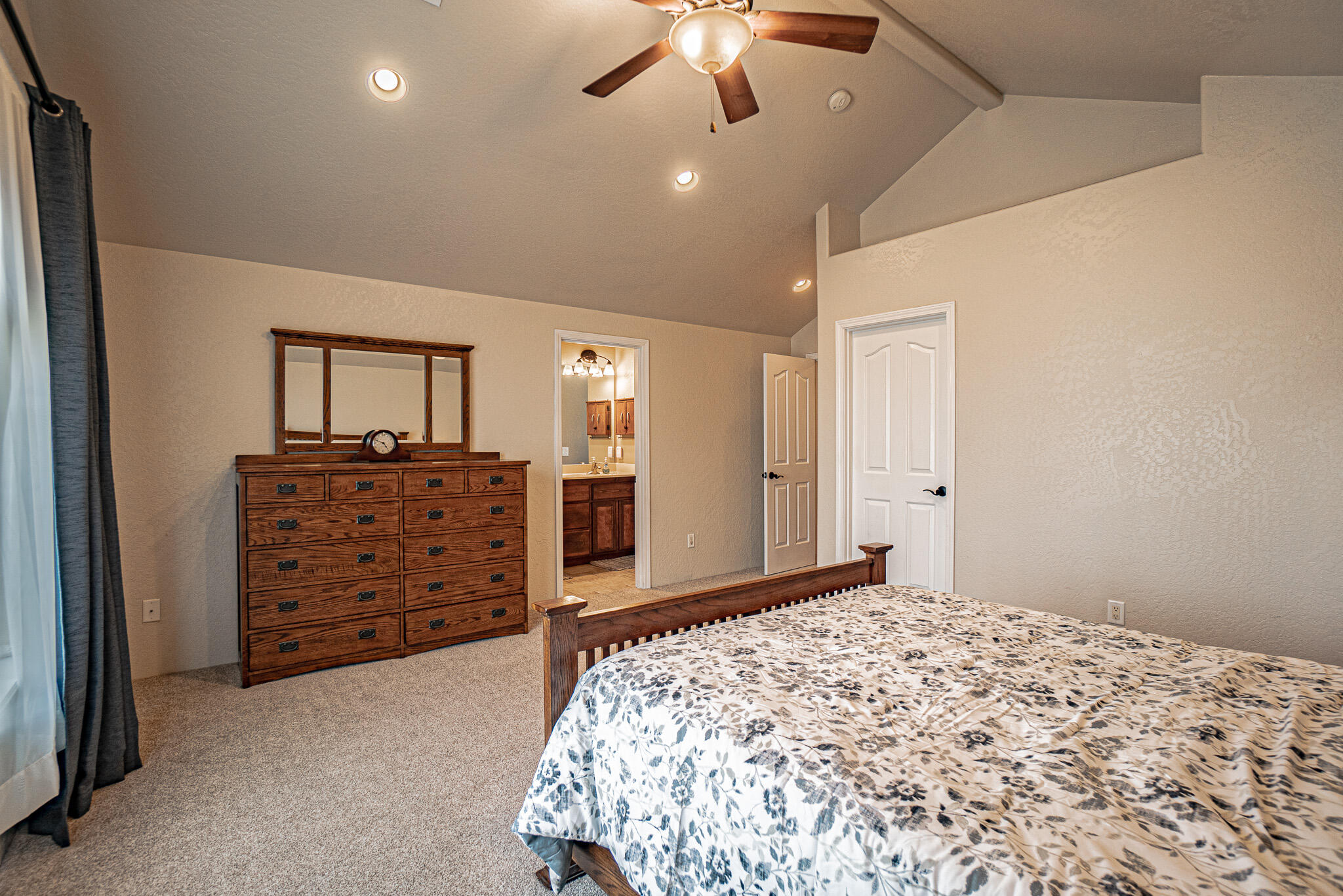 Snowy Butte Meadows - Residential