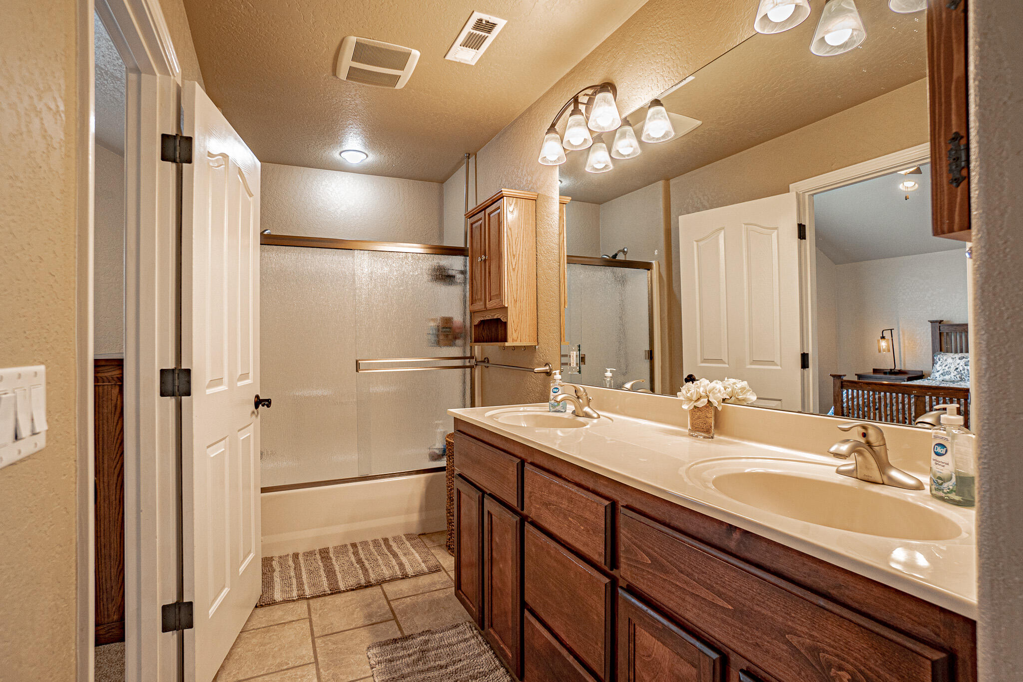 Snowy Butte Meadows - Residential