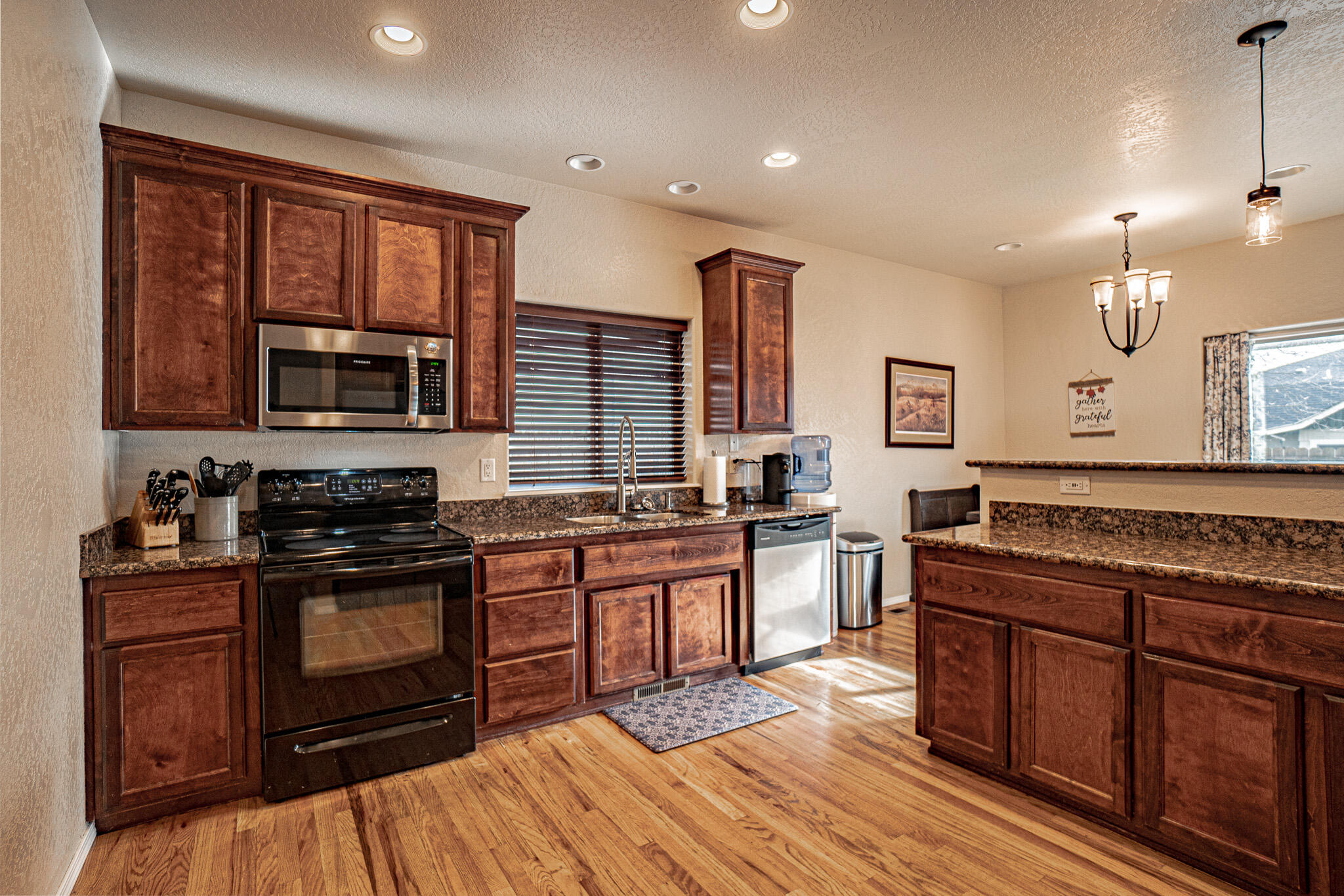 Snowy Butte Meadows - Residential