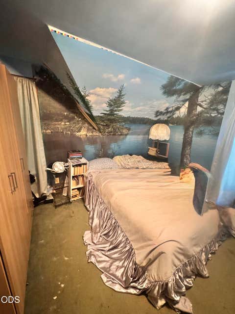 Tiny photo for 9535 N Charleston Avenue, Portland, OR 97203 (MLS # 220226764)