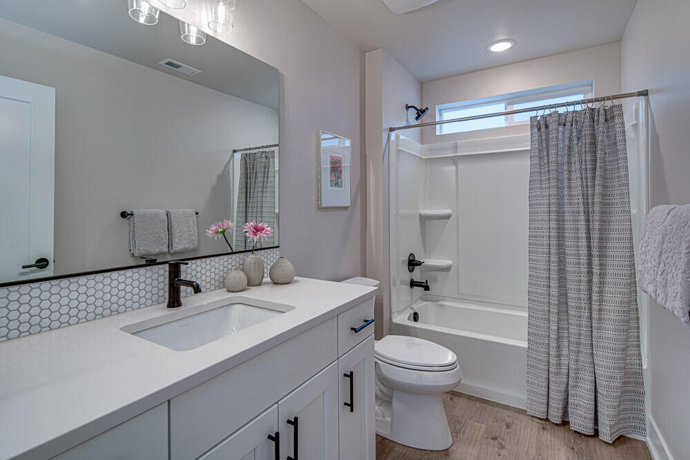 Easton - Residential