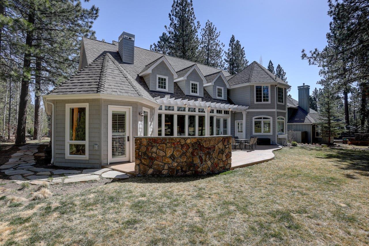 7th Mtn Golf Village - Residential