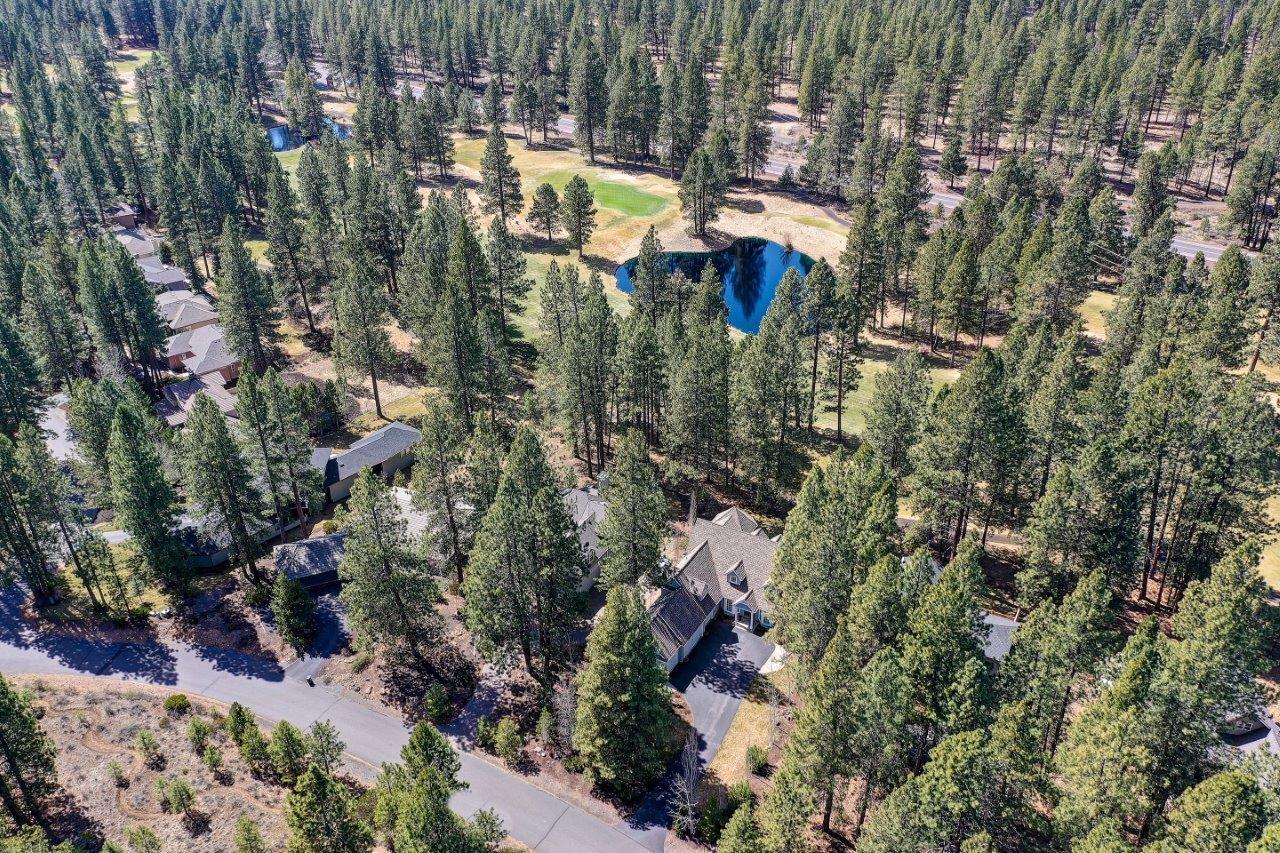 7th Mtn Golf Village - Residential