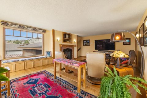 Tiny photo for 1531 Kimberly Drive, Klamath Falls, OR 97603 (MLS # 220216883)