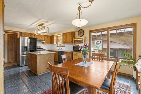 Tiny photo for 1531 Kimberly Drive, Klamath Falls, OR 97603 (MLS # 220216883)