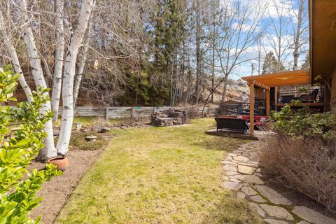 Tiny photo for 1531 Kimberly Drive, Klamath Falls, OR 97603 (MLS # 220216883)