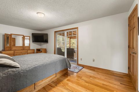 Tiny photo for 1531 Kimberly Drive, Klamath Falls, OR 97603 (MLS # 220216883)