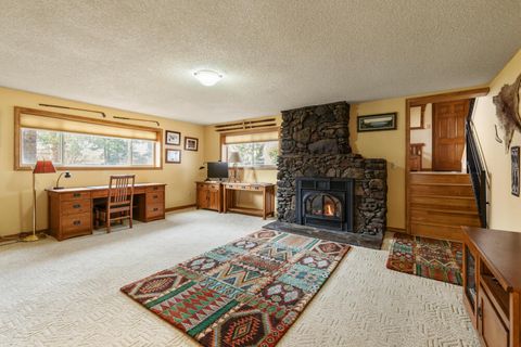 Tiny photo for 1531 Kimberly Drive, Klamath Falls, OR 97603 (MLS # 220216883)