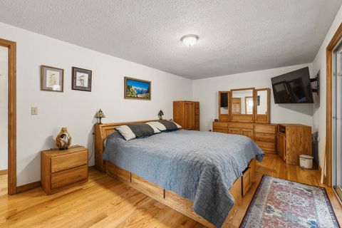 Tiny photo for 1531 Kimberly Drive, Klamath Falls, OR 97603 (MLS # 220216883)