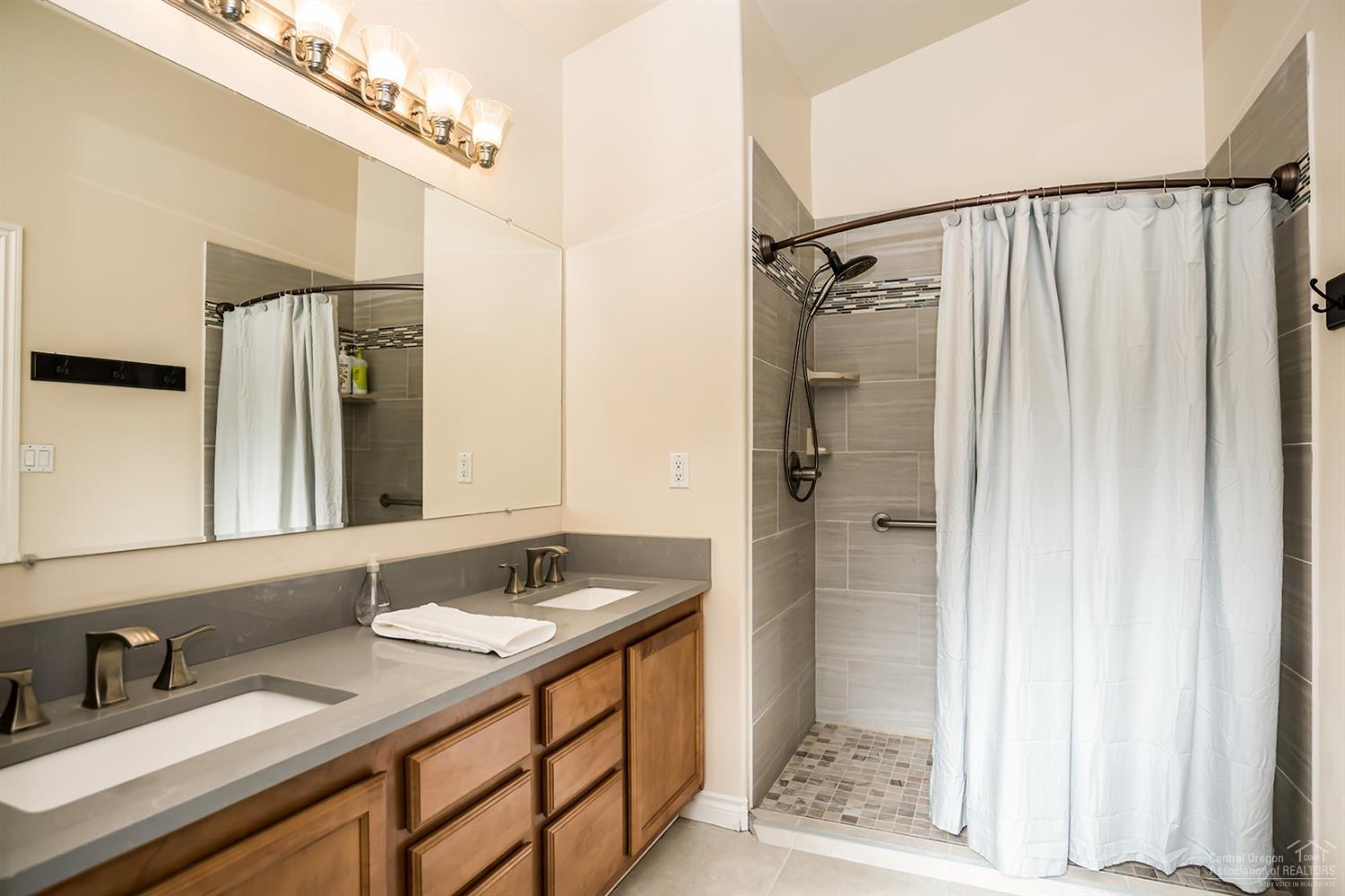 River Rim - Residential